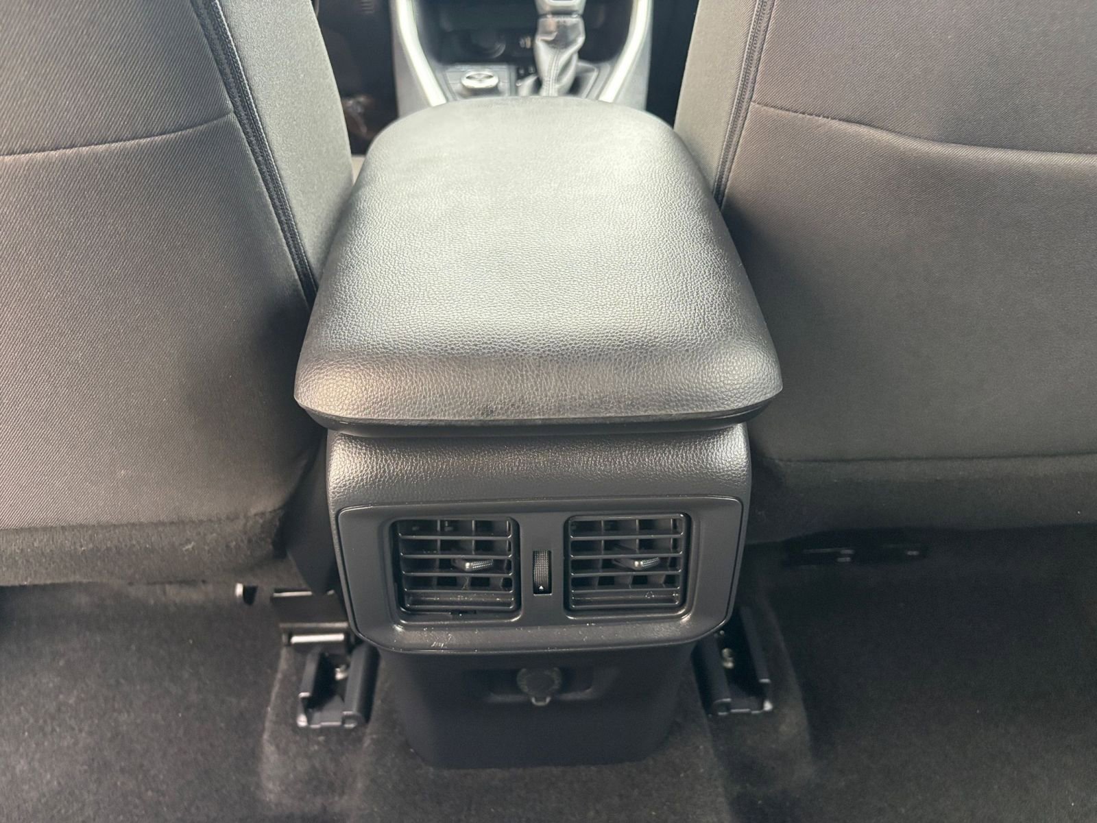 Thumbnail: 2025 Toyota RAV4 - 24