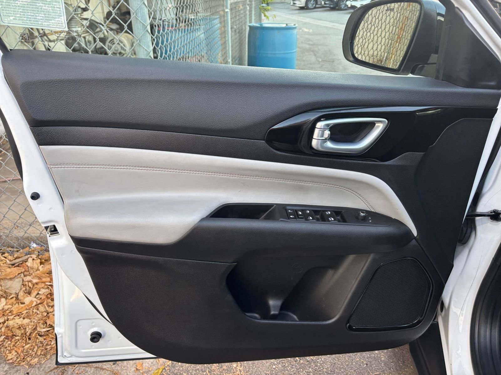 Thumbnail: 2025 Jeep Compass - 20