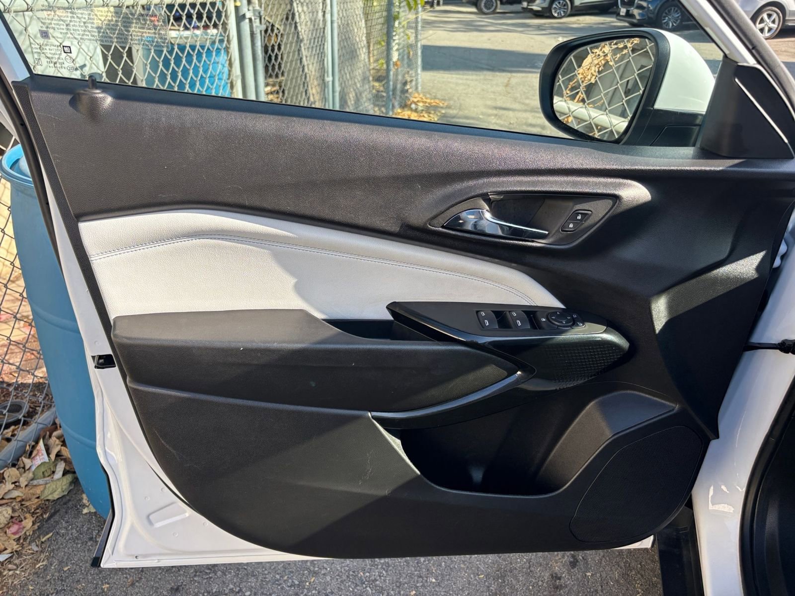 Thumbnail: 2025 Chevrolet Trax - 20