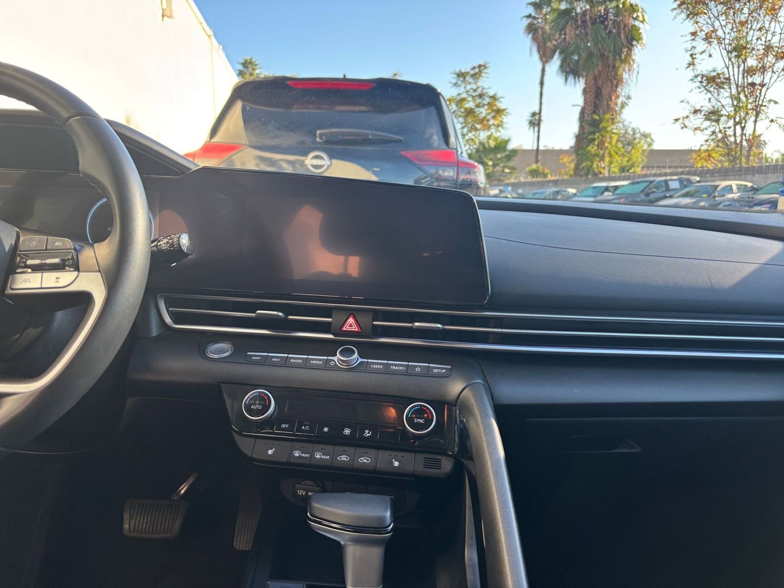 Thumbnail: 2025 Hyundai Elantra - 18