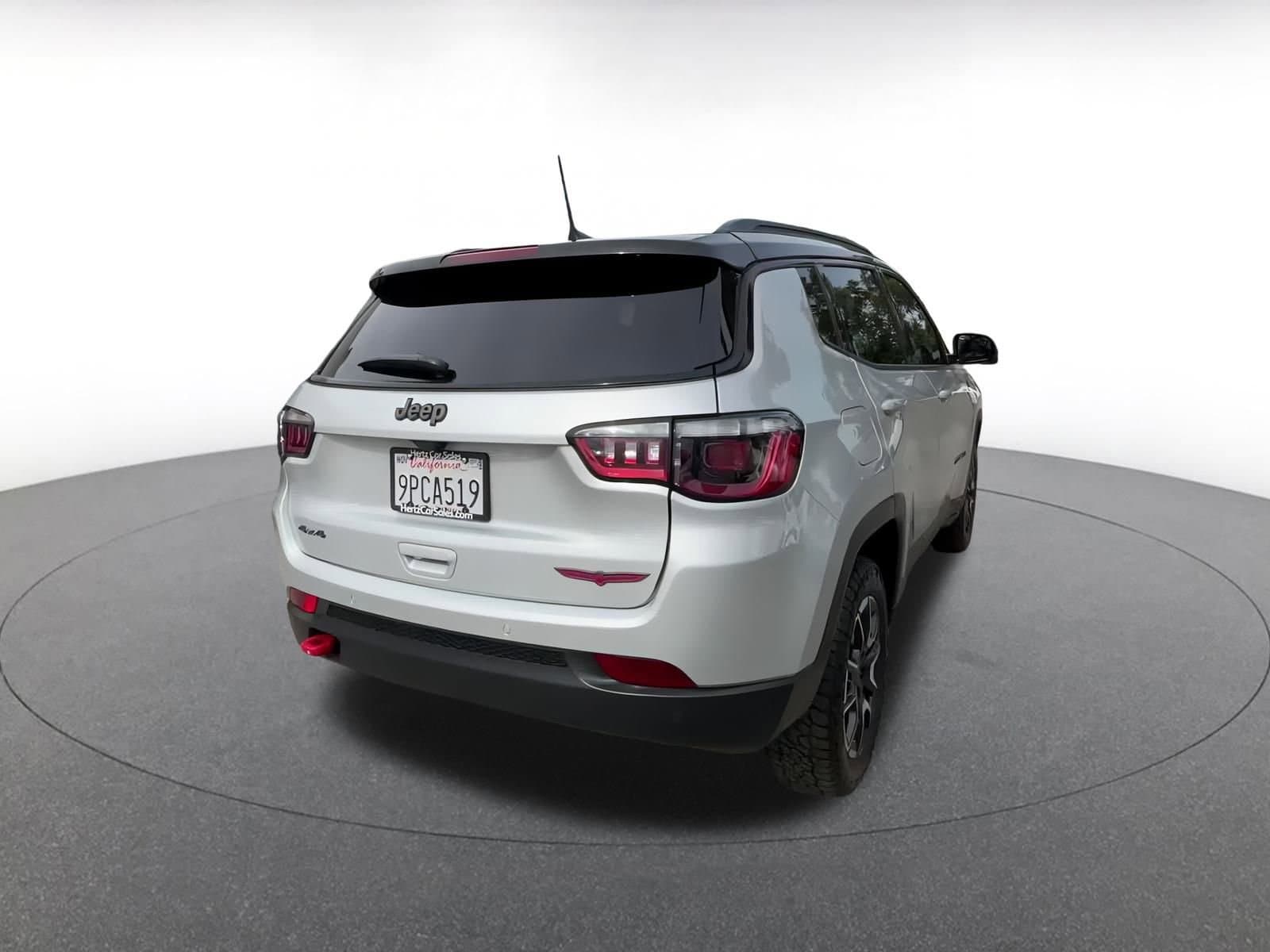 Thumbnail: 2025 Jeep Compass - 14