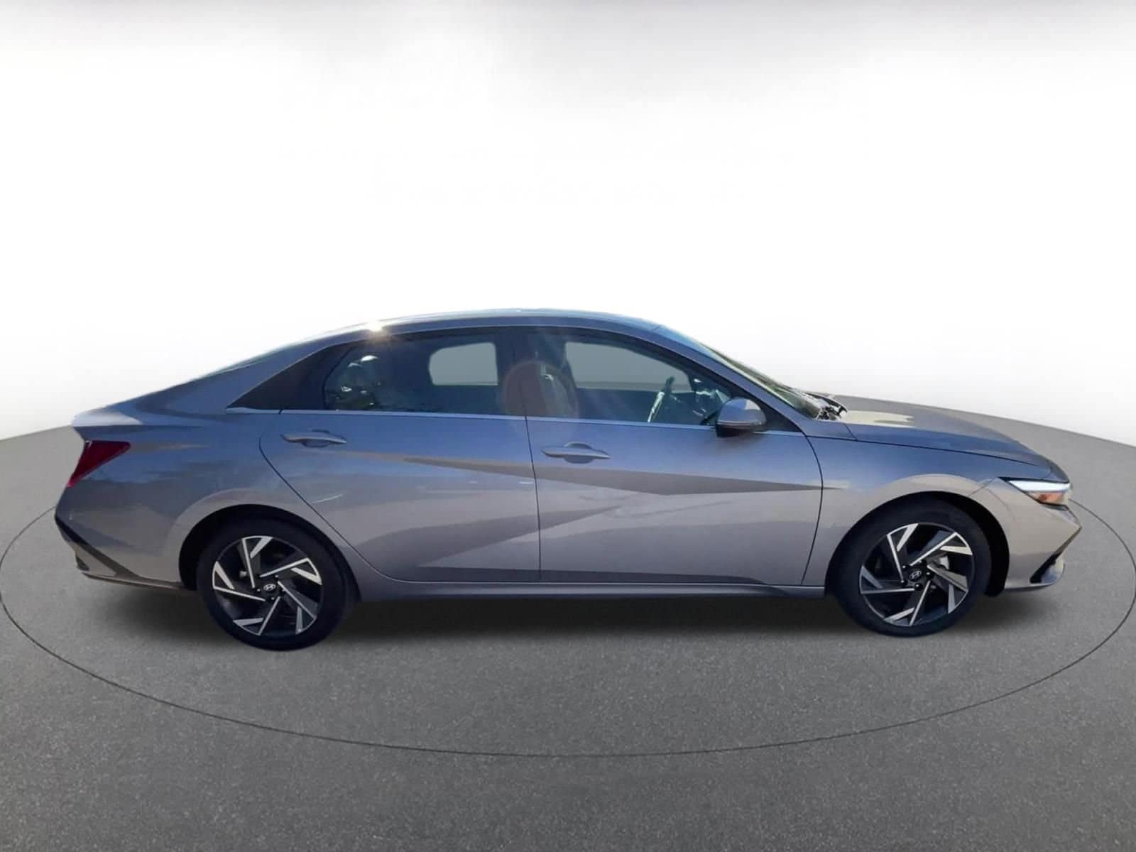 Thumbnail: 2025 Hyundai Elantra - 16