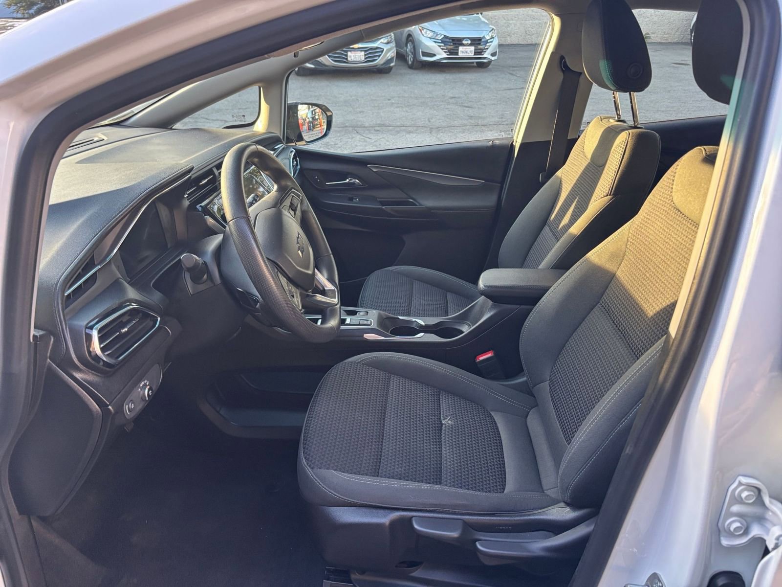 Thumbnail: 2023 Chevrolet Bolt EV - 31