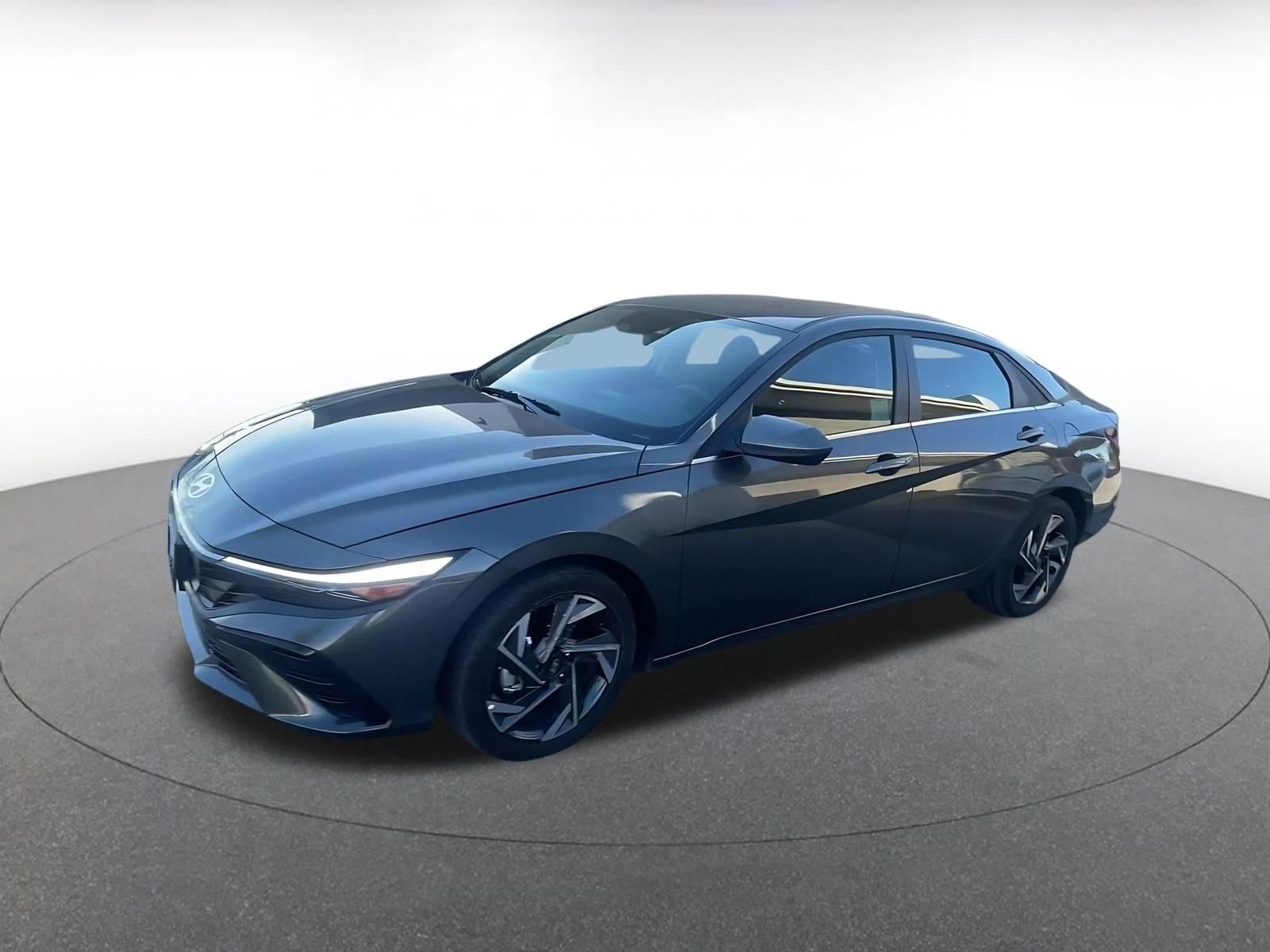 Thumbnail: 2025 Hyundai Elantra - 8