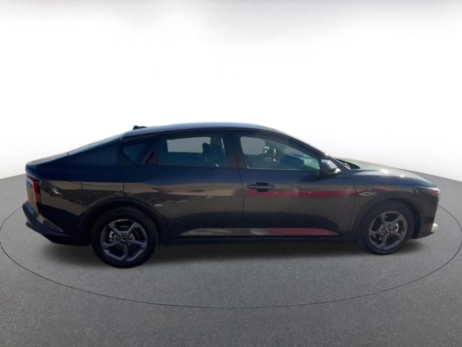 Thumbnail: 2025 Kia K4 - 16
