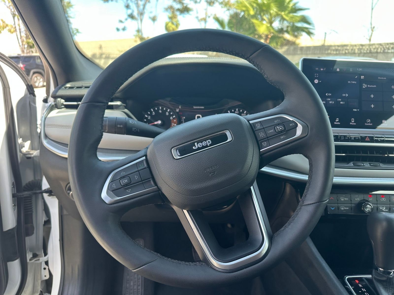 Thumbnail: 2025 Jeep Compass - 29