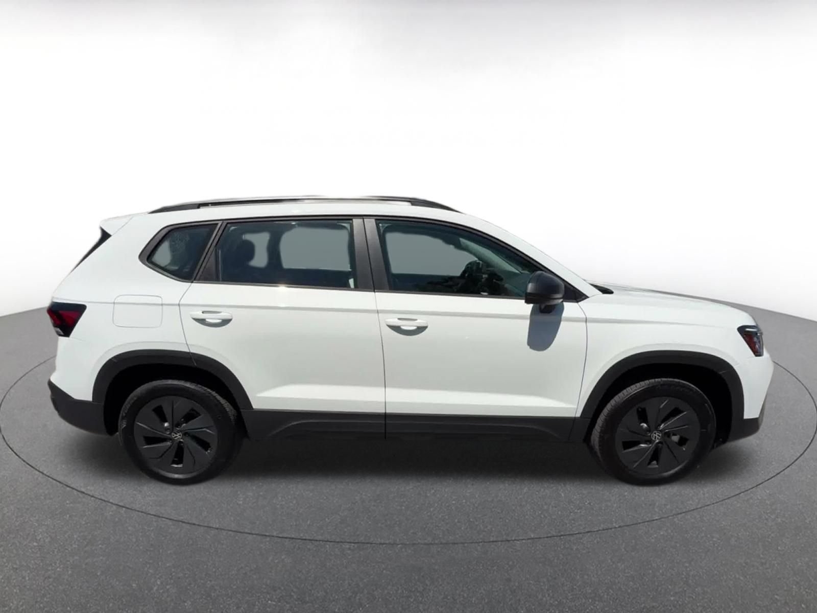 Thumbnail: 2026 Volkswagen Taos - 15