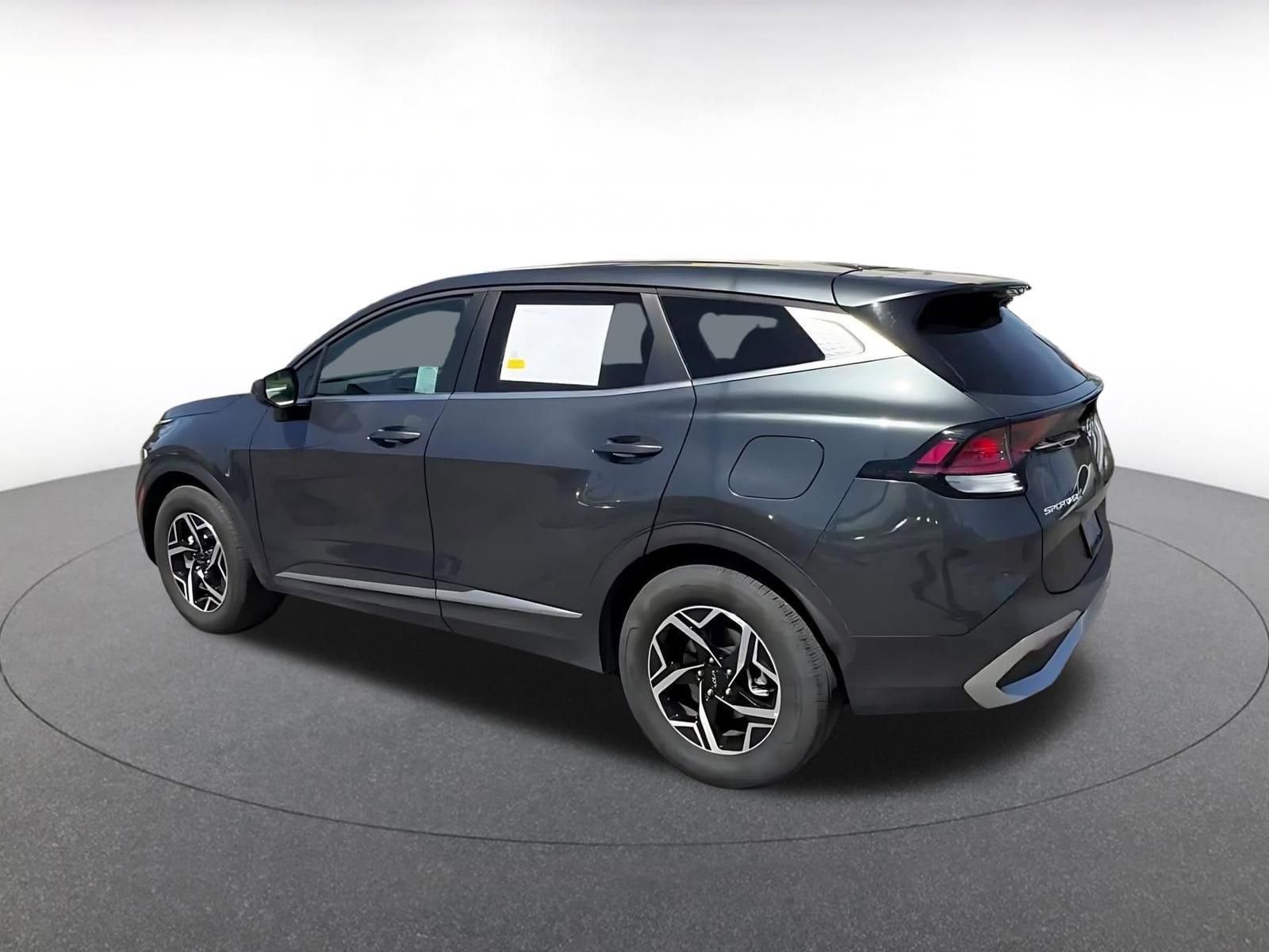 Thumbnail: 2025 Kia Sportage - 10