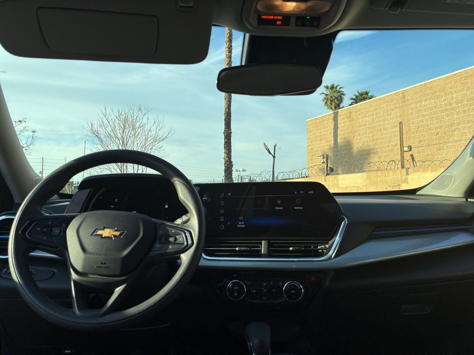 Thumbnail: 2025 Chevrolet Trax - 33