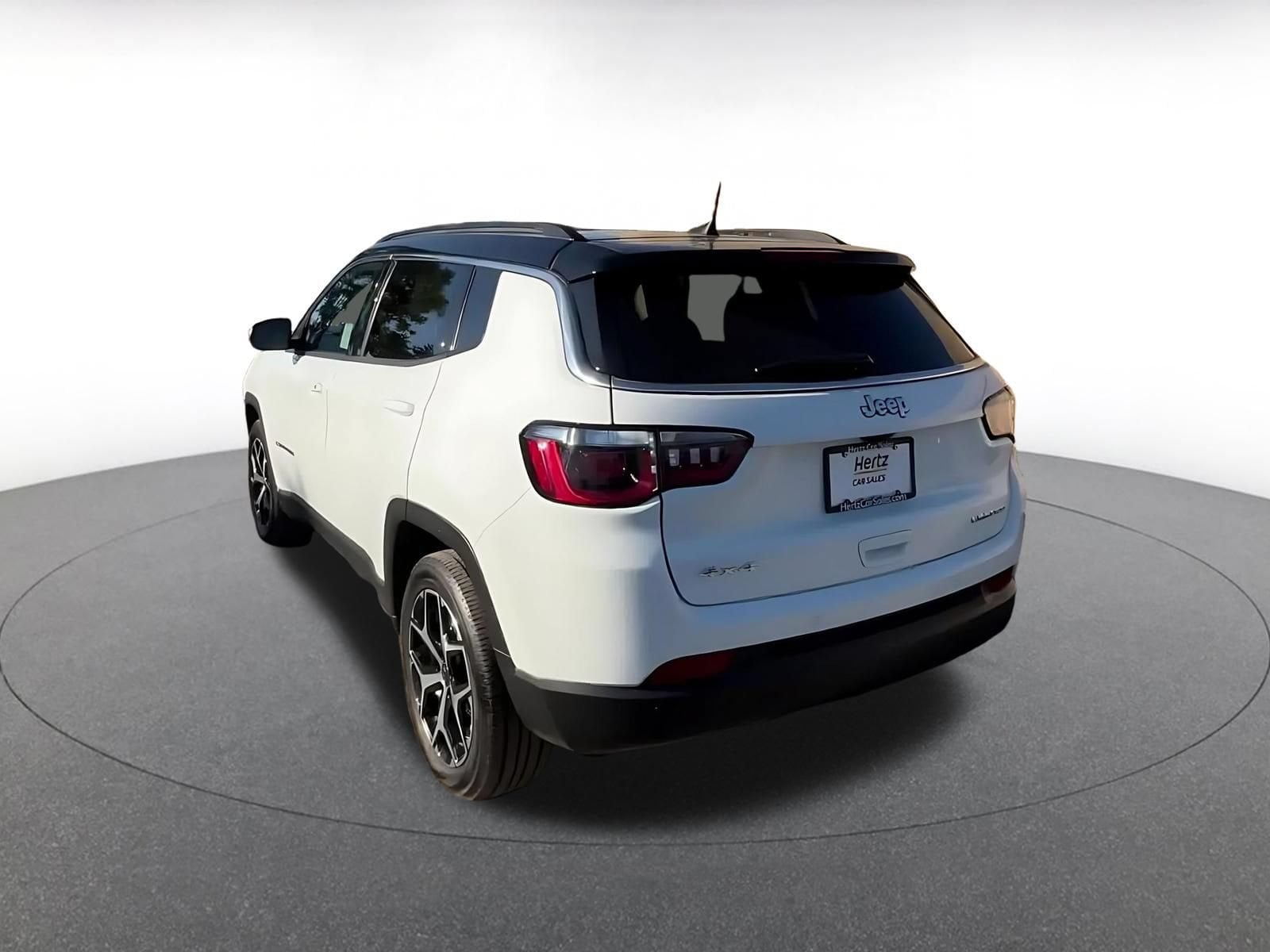 Thumbnail: 2025 Jeep Compass - 11
