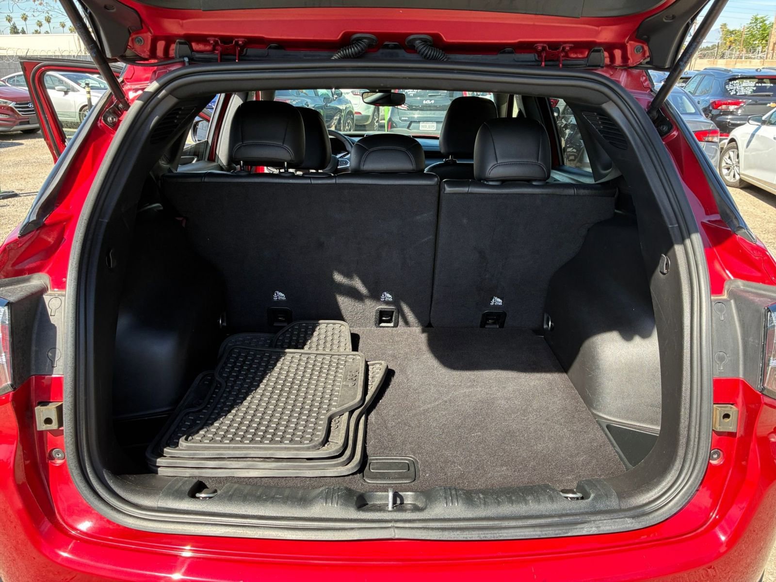 Thumbnail: 2025 Jeep Compass - 31