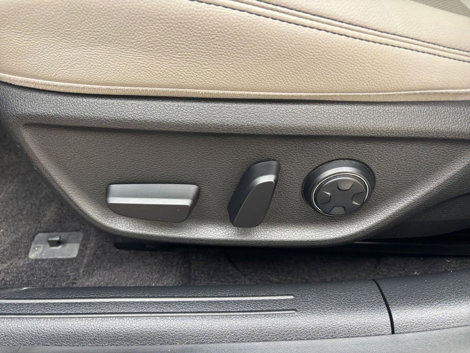 Thumbnail: 2025 Genesis G70 - 23