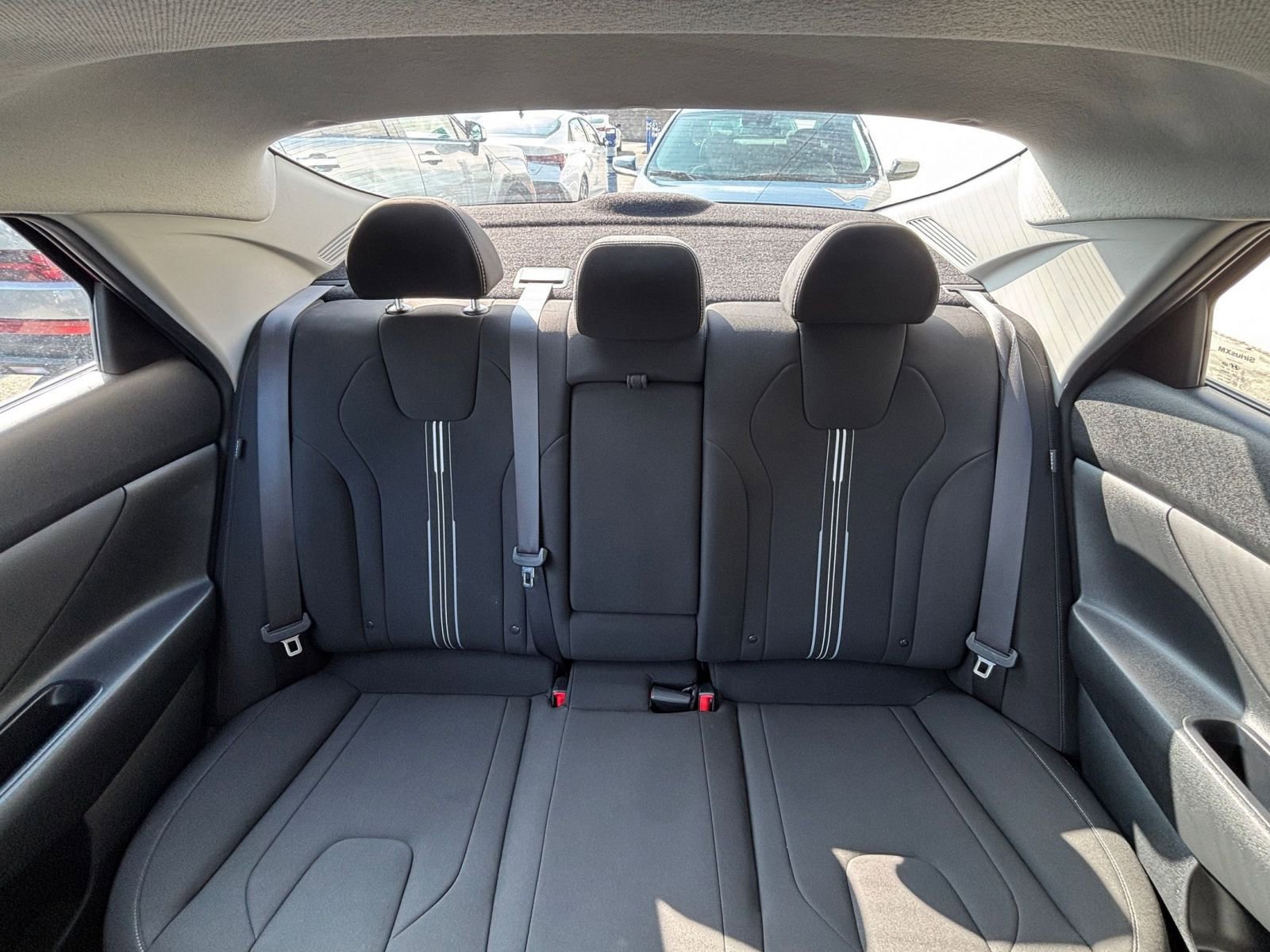 Thumbnail: 2025 Hyundai Elantra - 33