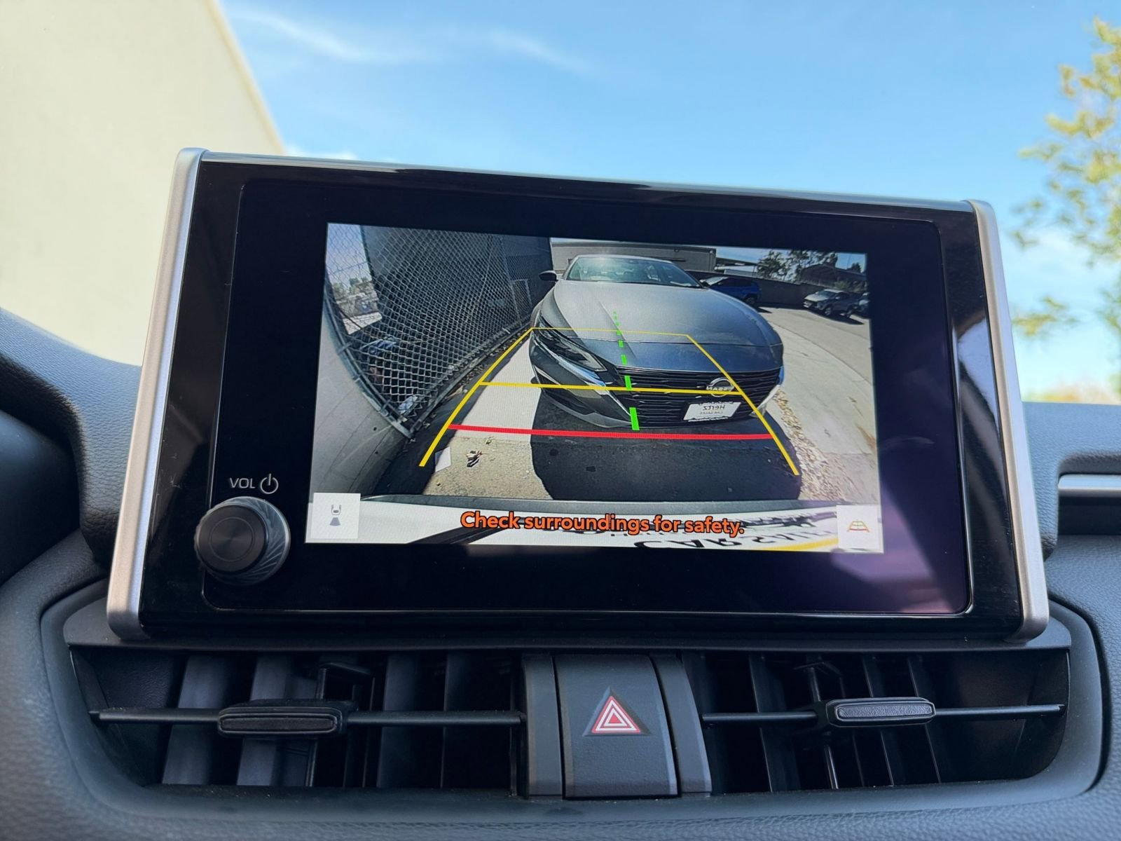 Thumbnail: 2025 Toyota RAV4 - 25