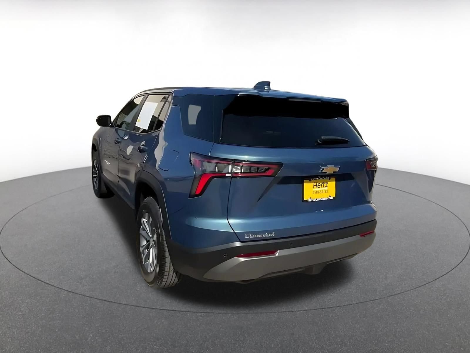 Thumbnail: 2025 Chevrolet Equinox - 10