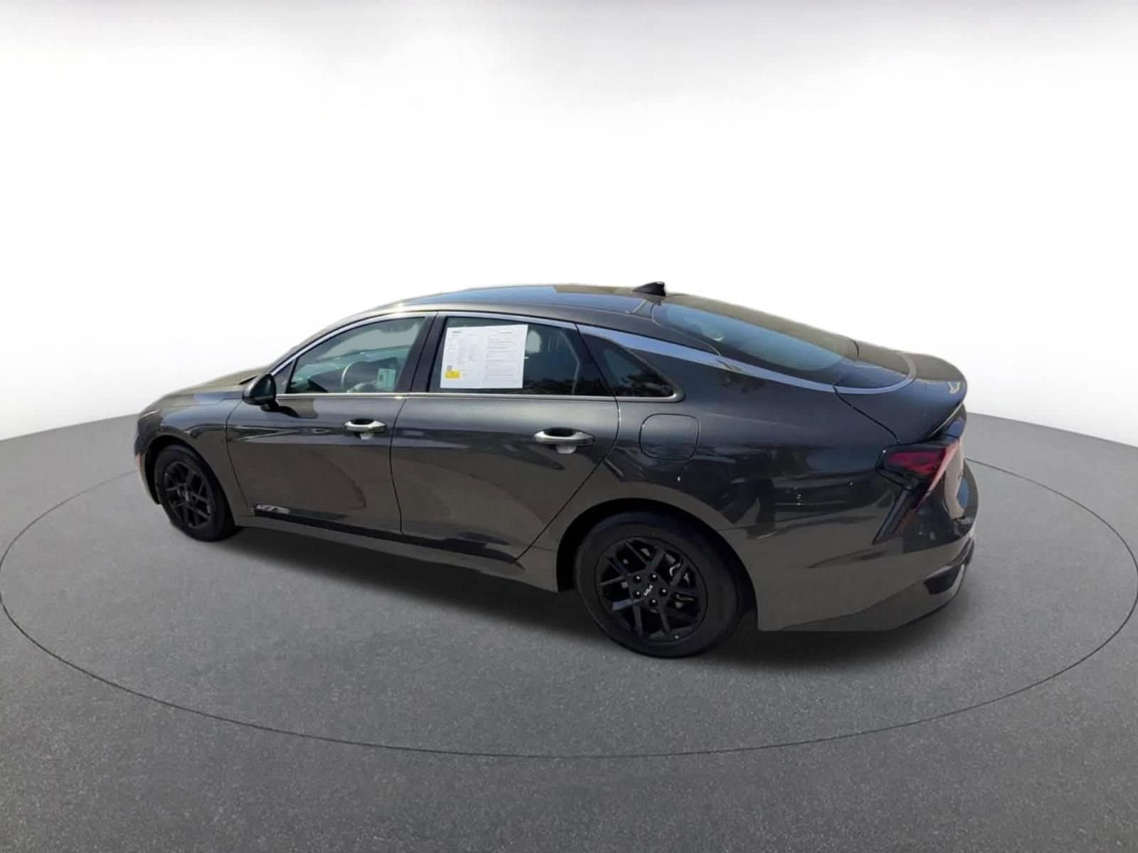 Thumbnail: 2025 Kia K5 - 11