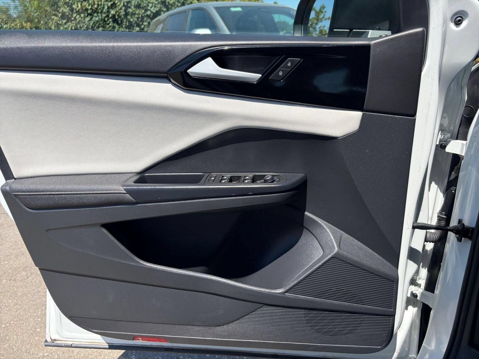 Thumbnail: 2026 Volkswagen Taos - 18