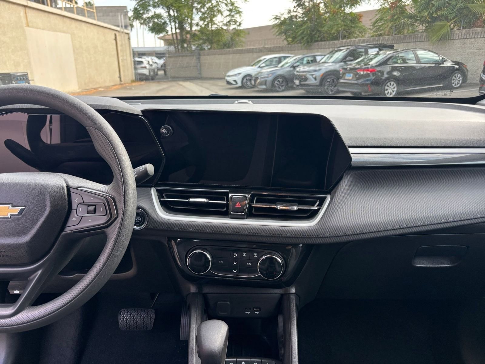 Thumbnail: 2025 Chevrolet TrailBlazer - 18