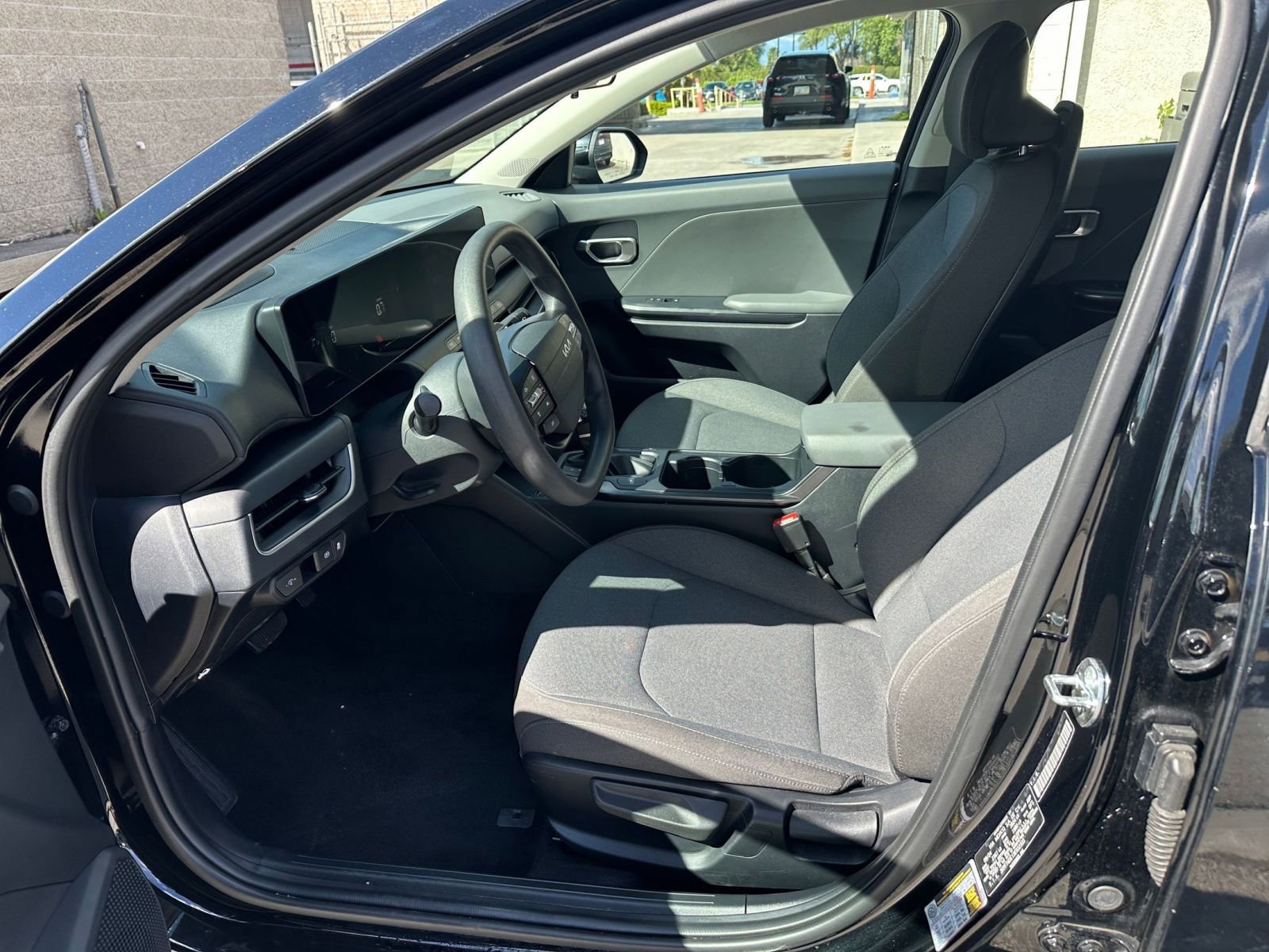 Thumbnail: 2025 Kia K4 - 25