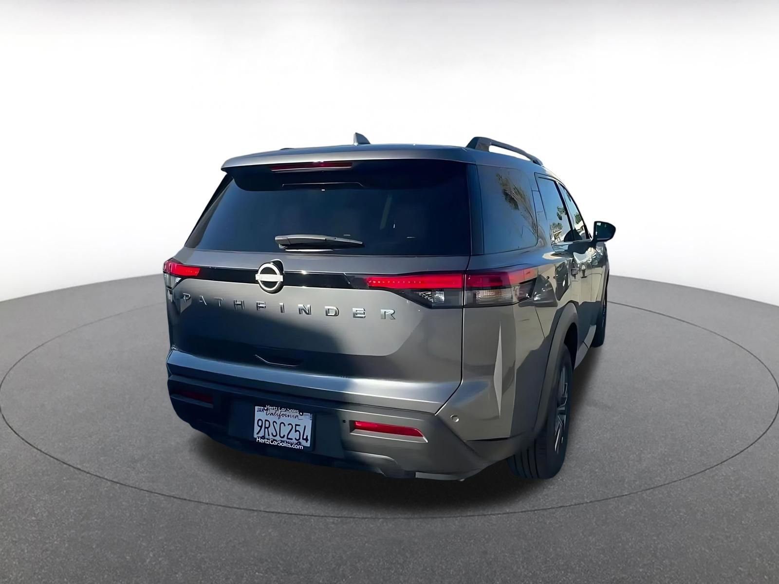 Thumbnail: 2025 Nissan Pathfinder - 12