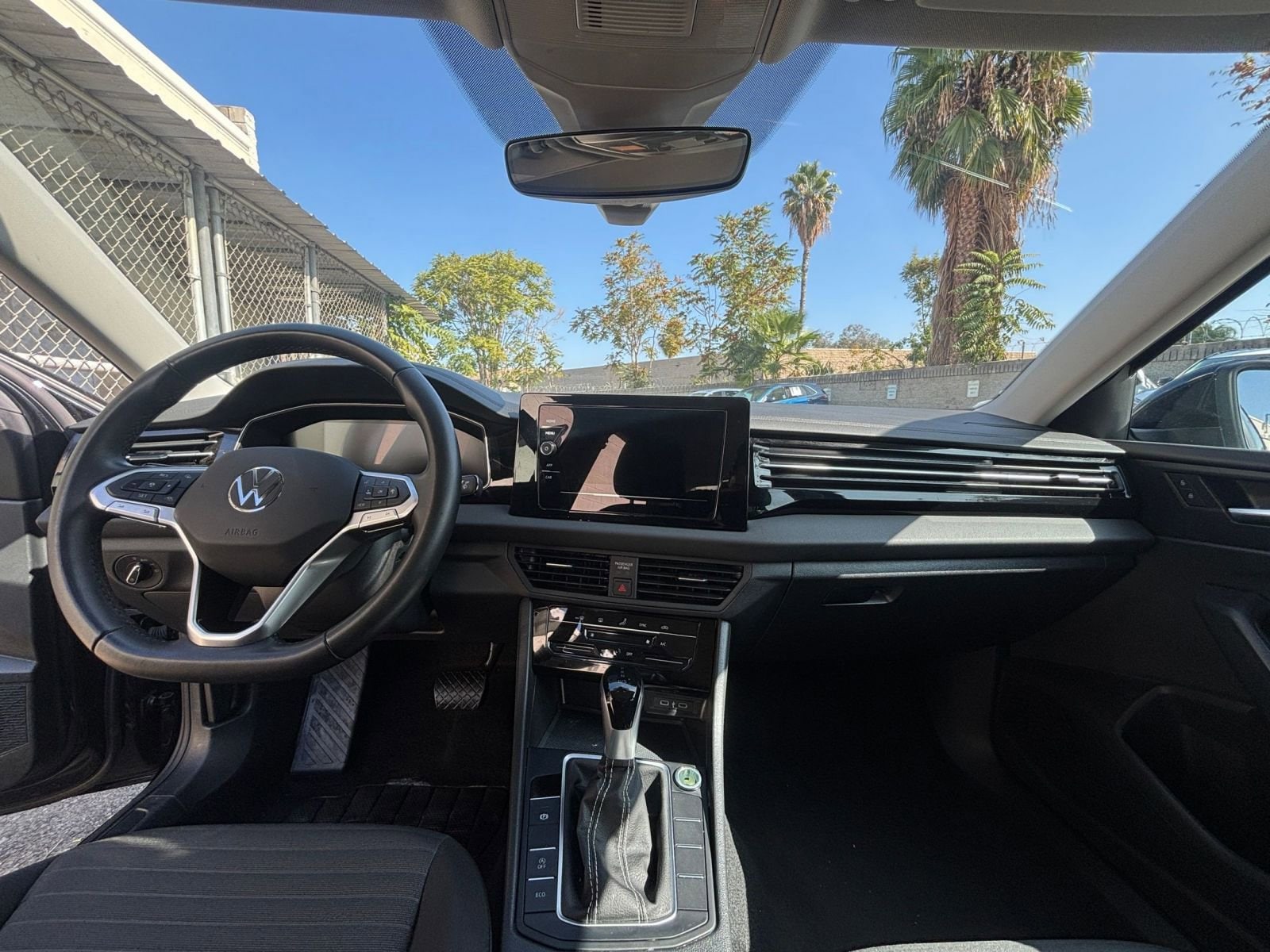 Thumbnail: 2025 Volkswagen Jetta - 33