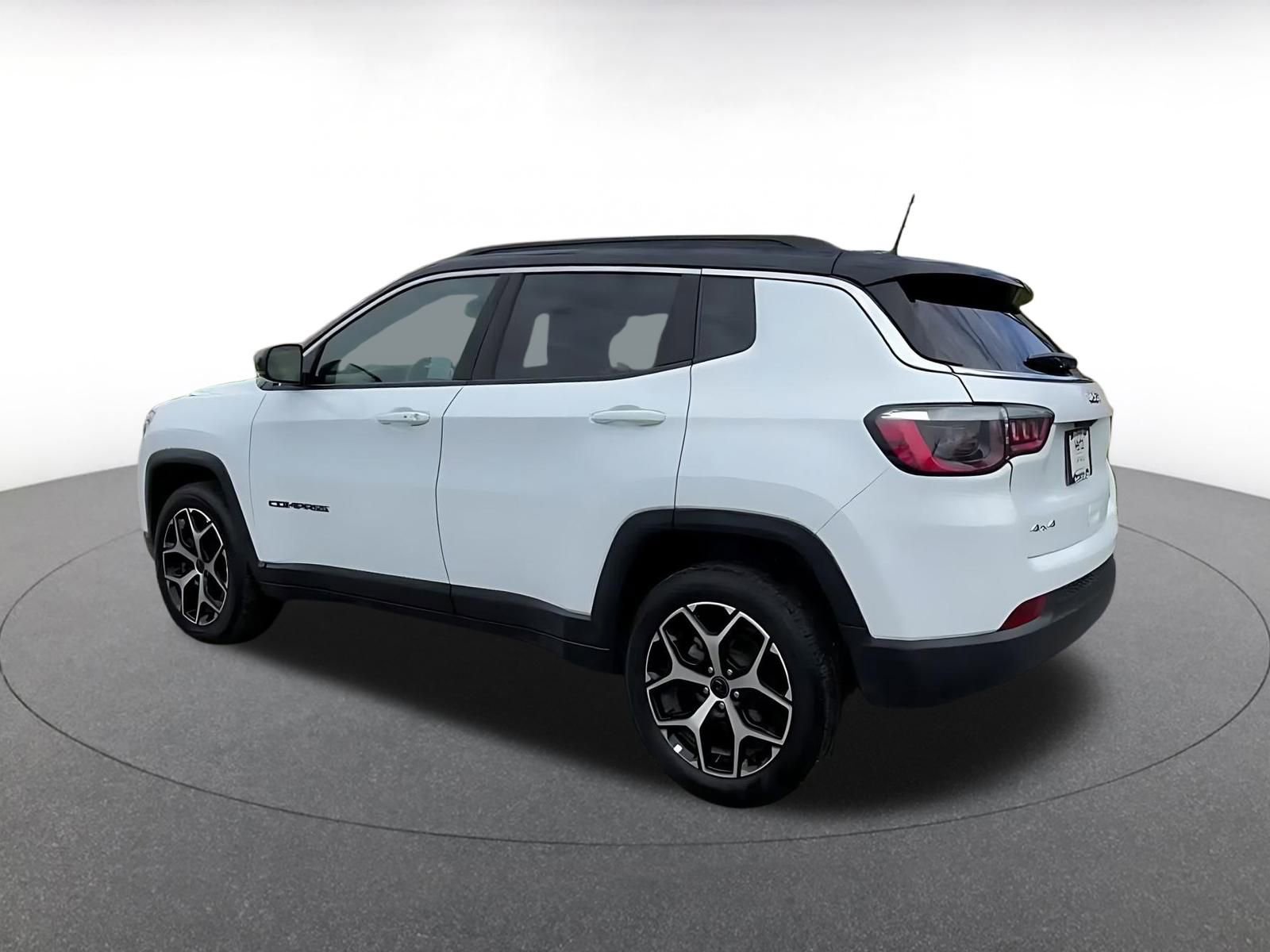 Thumbnail: 2025 Jeep Compass - 10