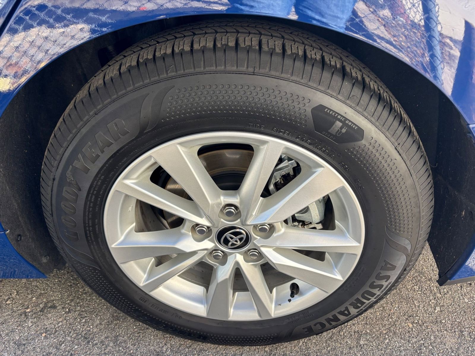 Thumbnail: 2025 Toyota Camry - 30