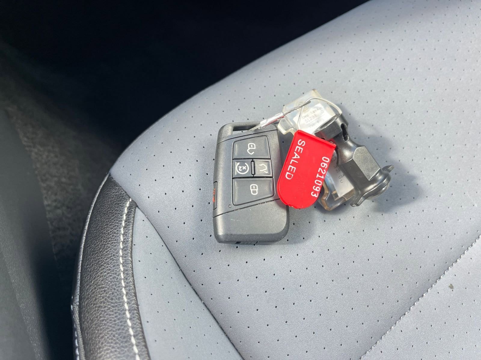 Thumbnail: 2025 Volkswagen Jetta - 22