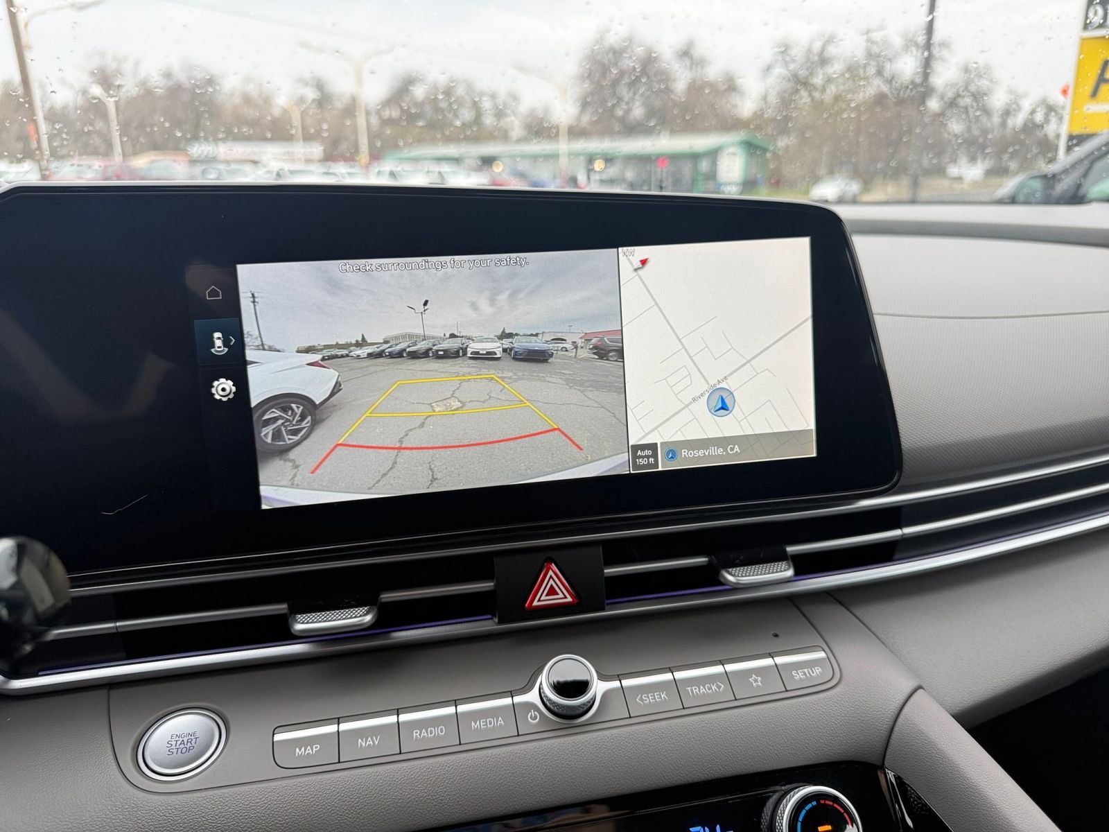 Thumbnail: 2025 Hyundai Elantra - 17