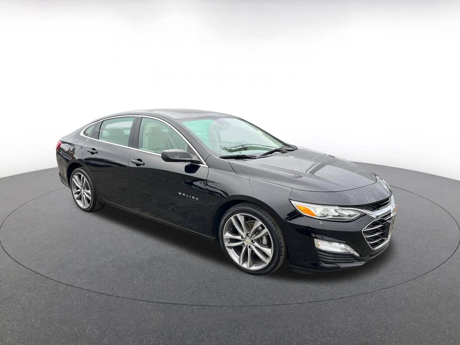 Thumbnail: 2024 Chevrolet Malibu - 1