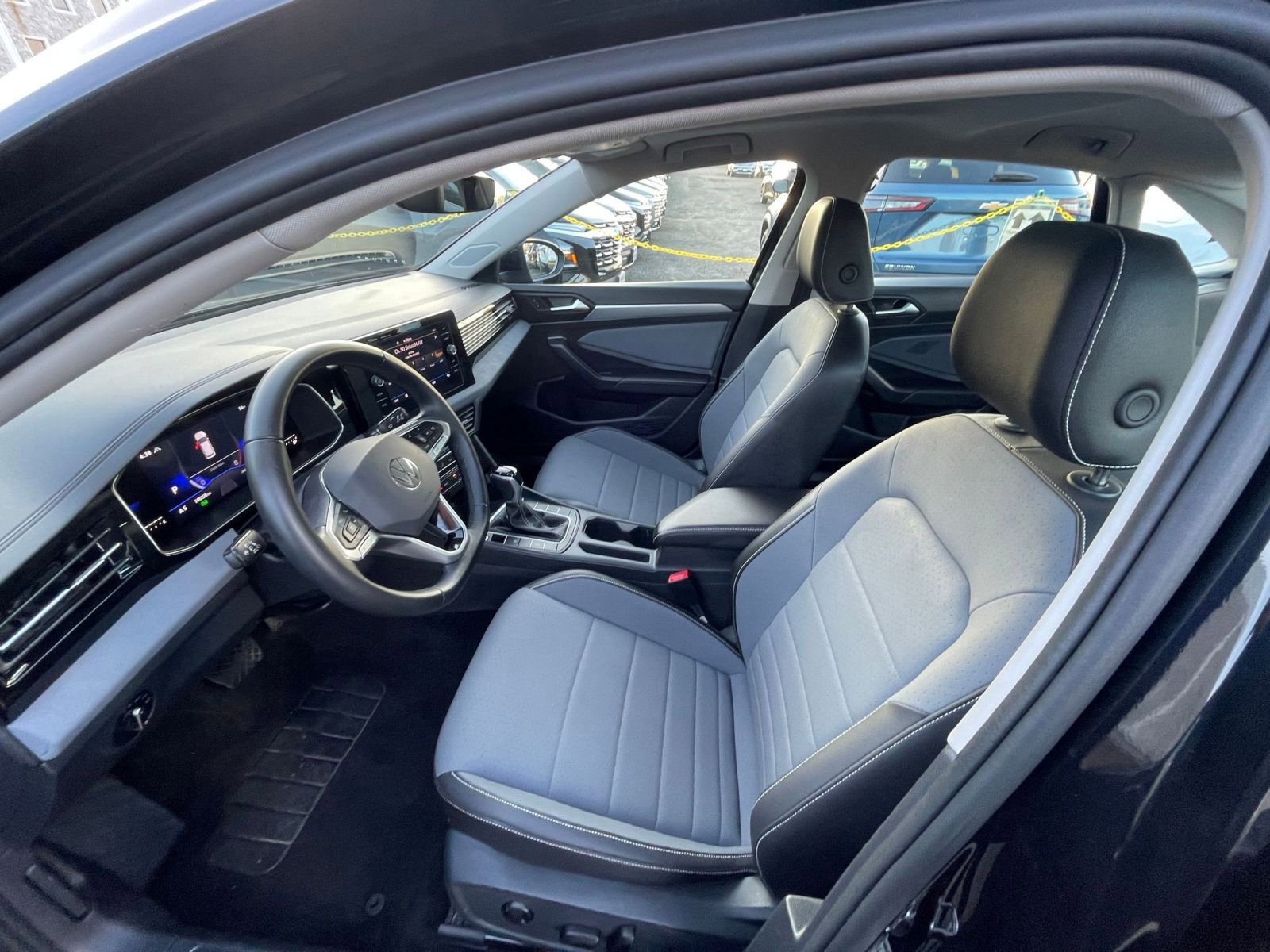 Thumbnail: 2025 Volkswagen Jetta - 27