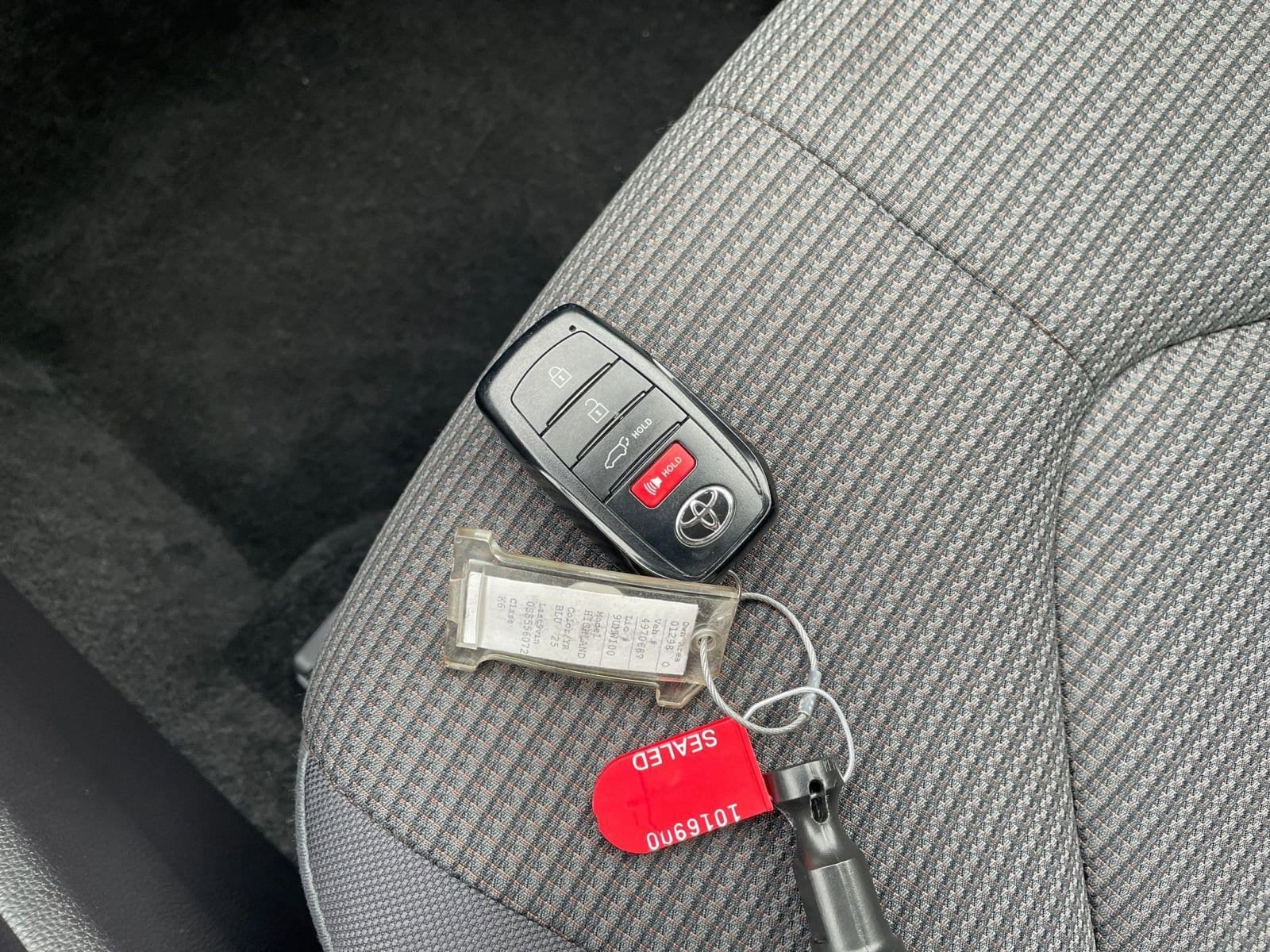 Thumbnail: 2025 Toyota Highlander - 22