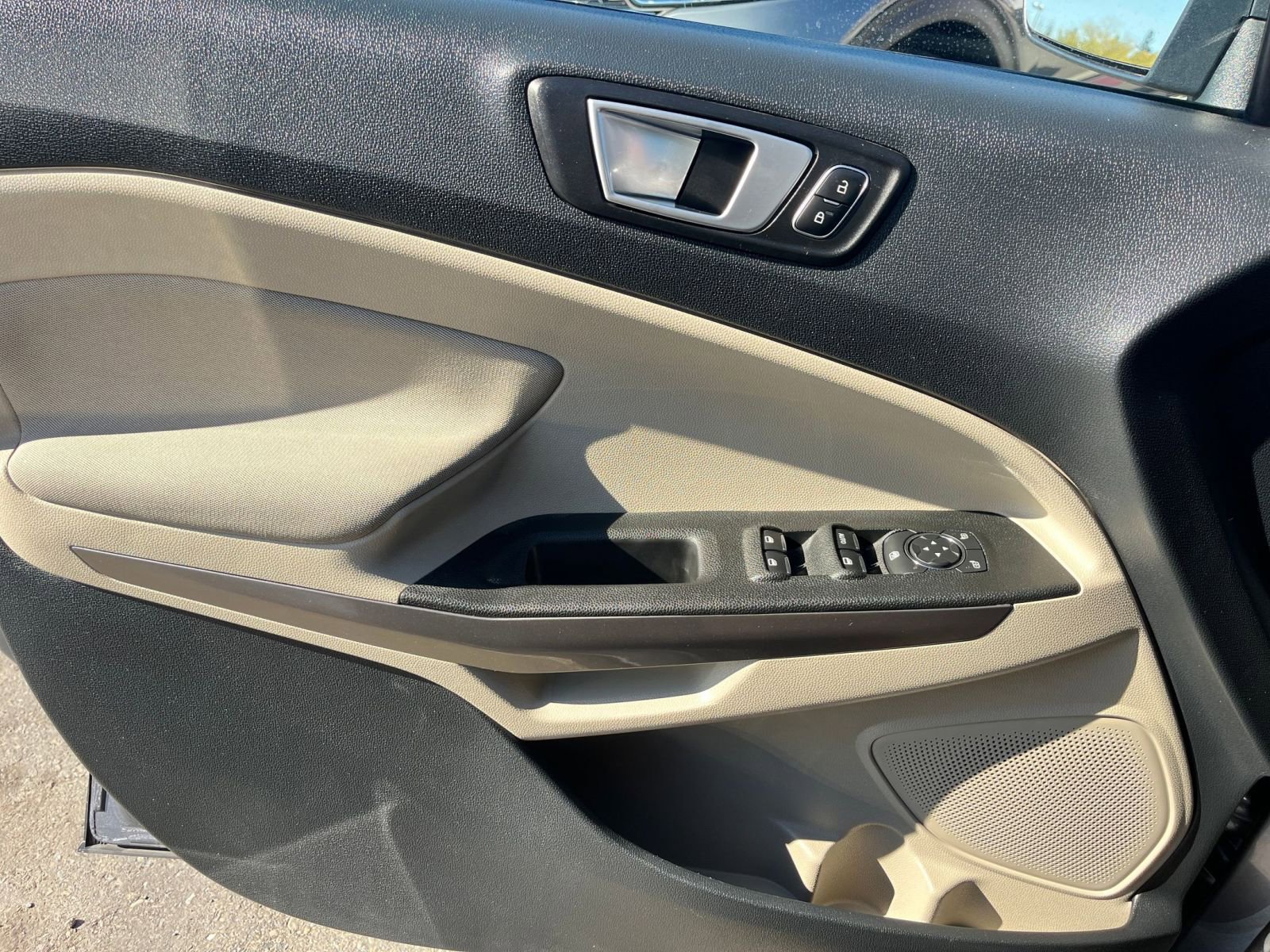 Thumbnail: 2019 Ford EcoSport - 20