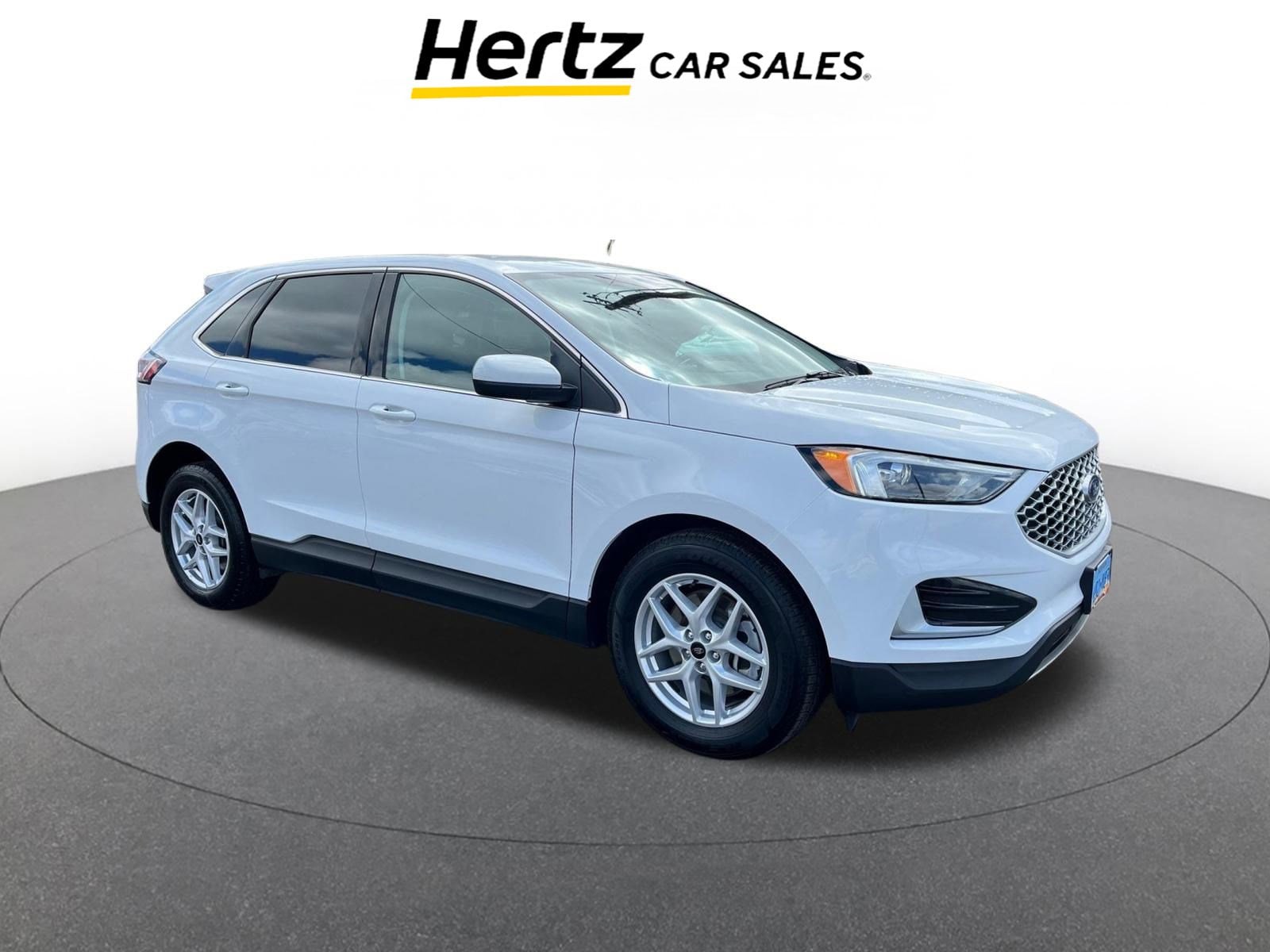 2024 Ford Edge SEL Hero Image
