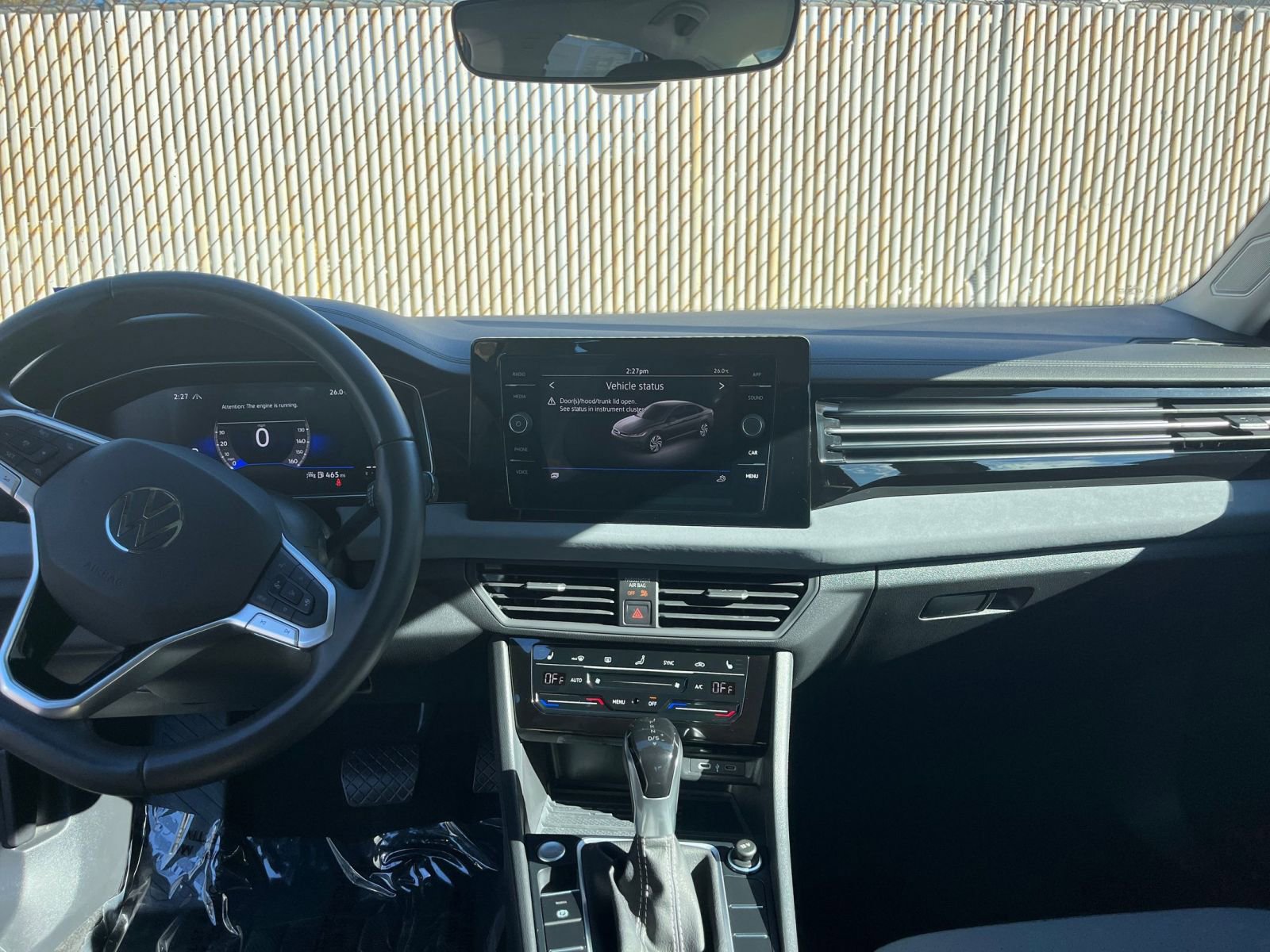 Thumbnail: 2025 Volkswagen Jetta - 32