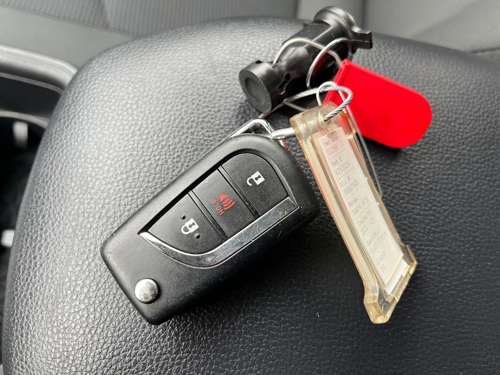 Thumbnail: 2025 Toyota RAV4 - 22