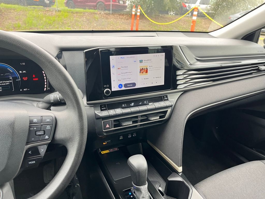 Thumbnail: 2025 Toyota Camry - 33