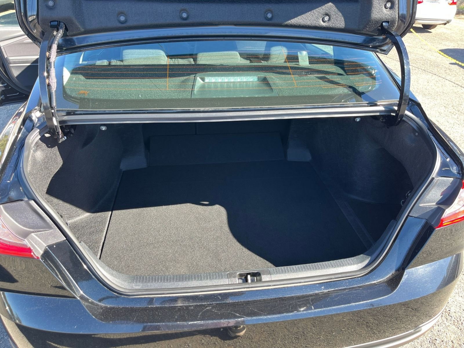 Thumbnail: 2025 Toyota Camry - 30