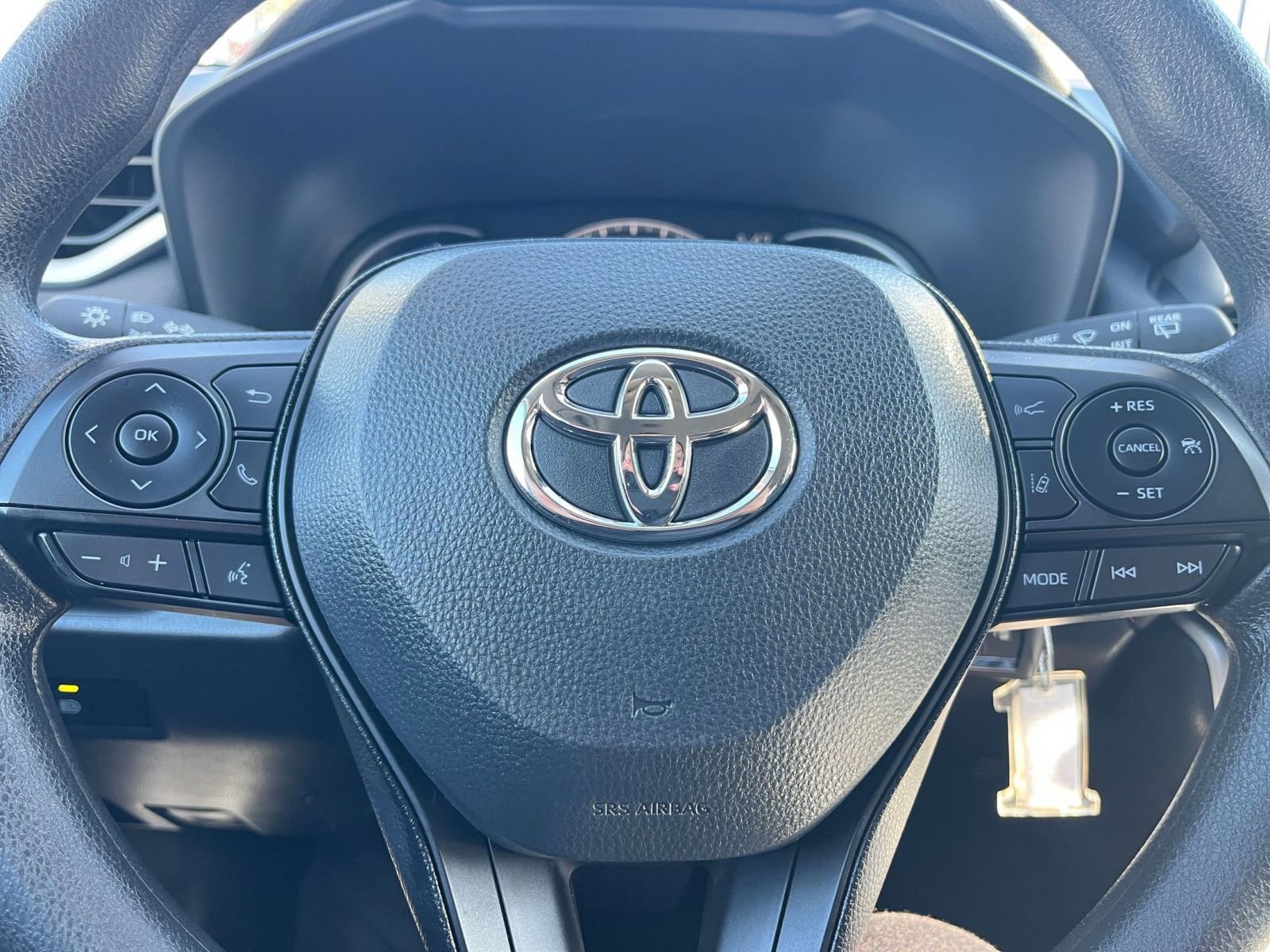 Thumbnail: 2025 Toyota RAV4 - 27