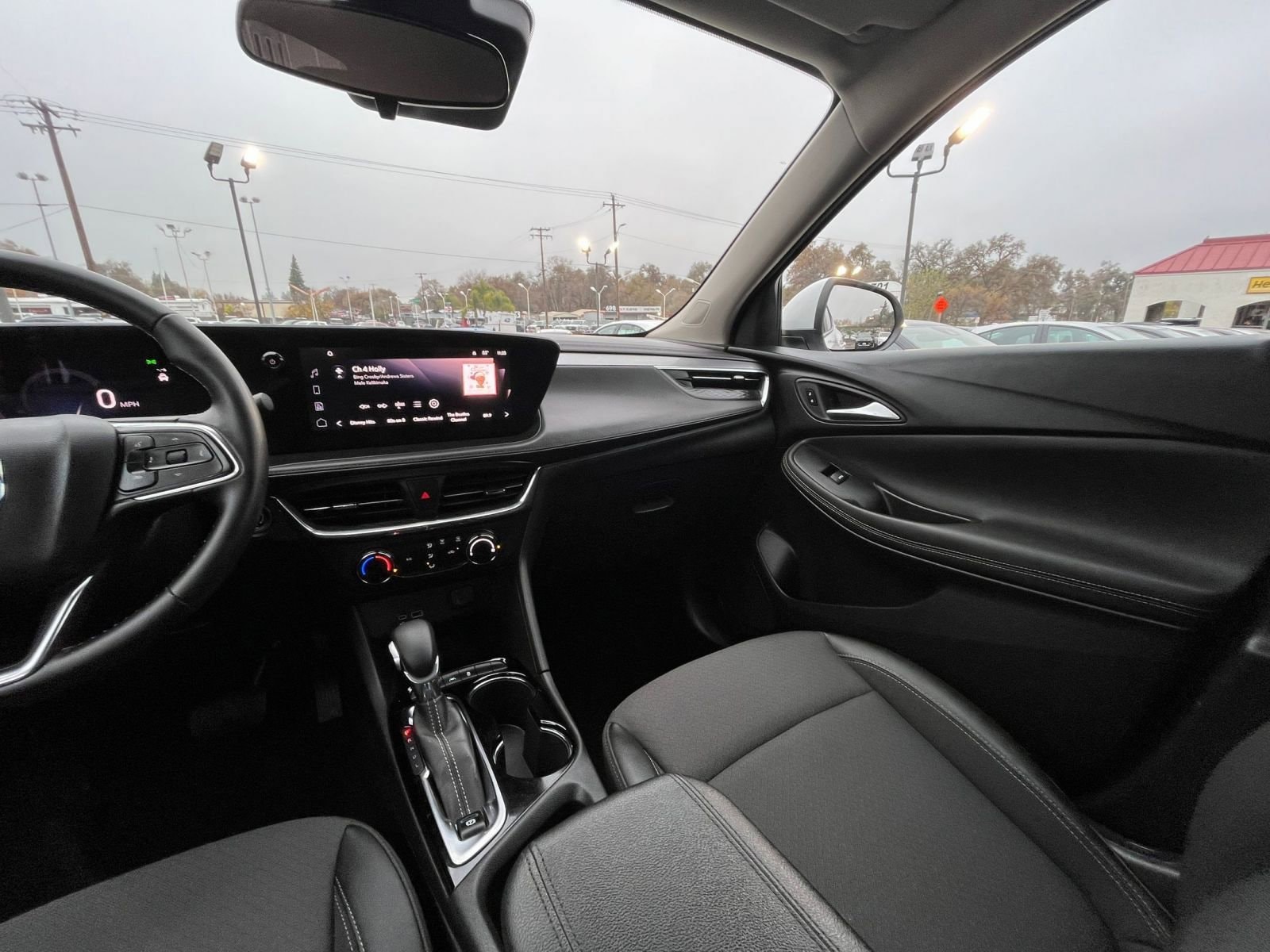 Thumbnail: 2025 Buick Encore GX - 33