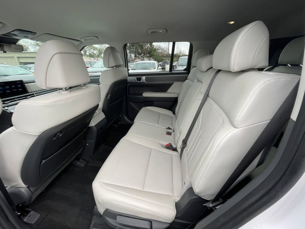 Thumbnail: 2025 Hyundai Santa Fe - 28