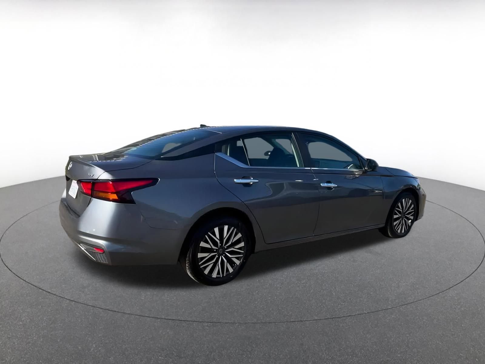Thumbnail: 2024 Nissan Altima - 13