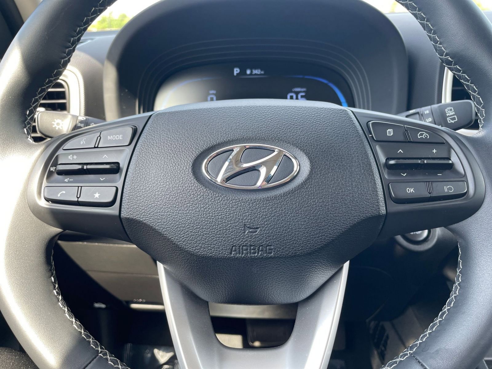 Thumbnail: 2025 Hyundai Venue - 27