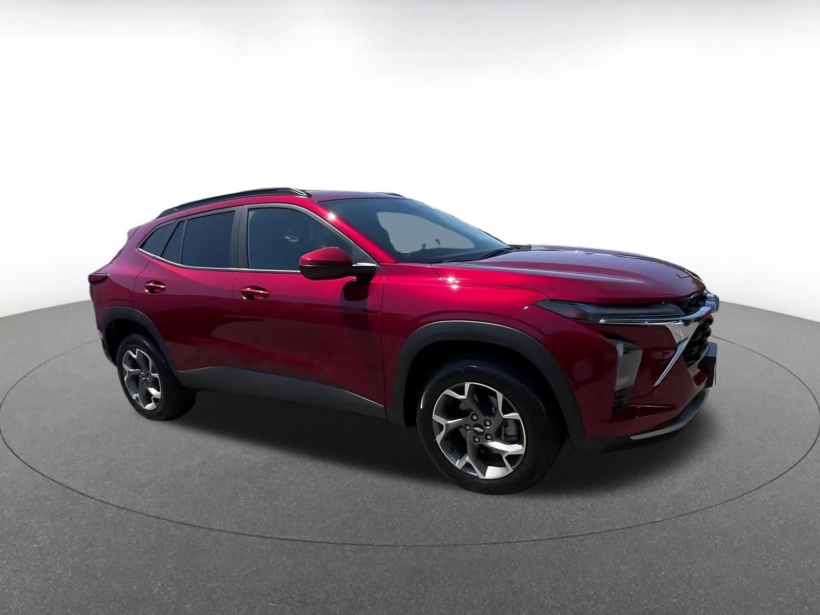 Thumbnail: 2025 Chevrolet Trax - 2