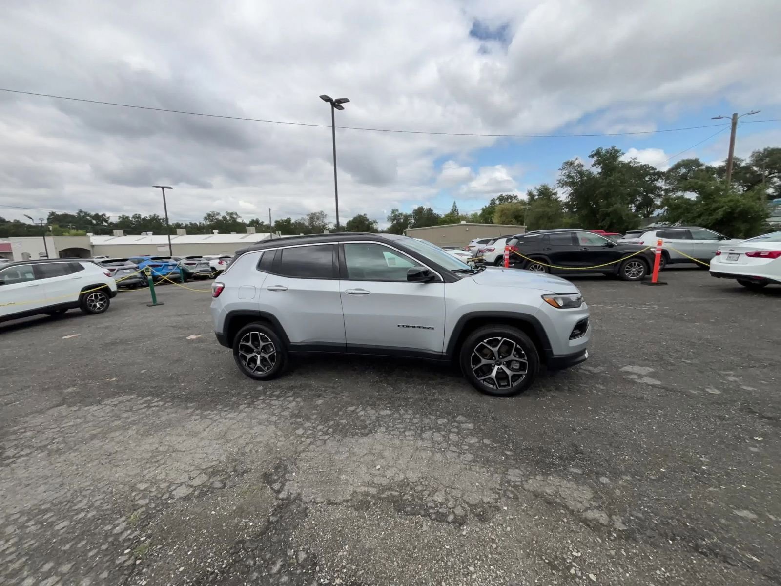 Thumbnail: 2025 Jeep Compass - 16