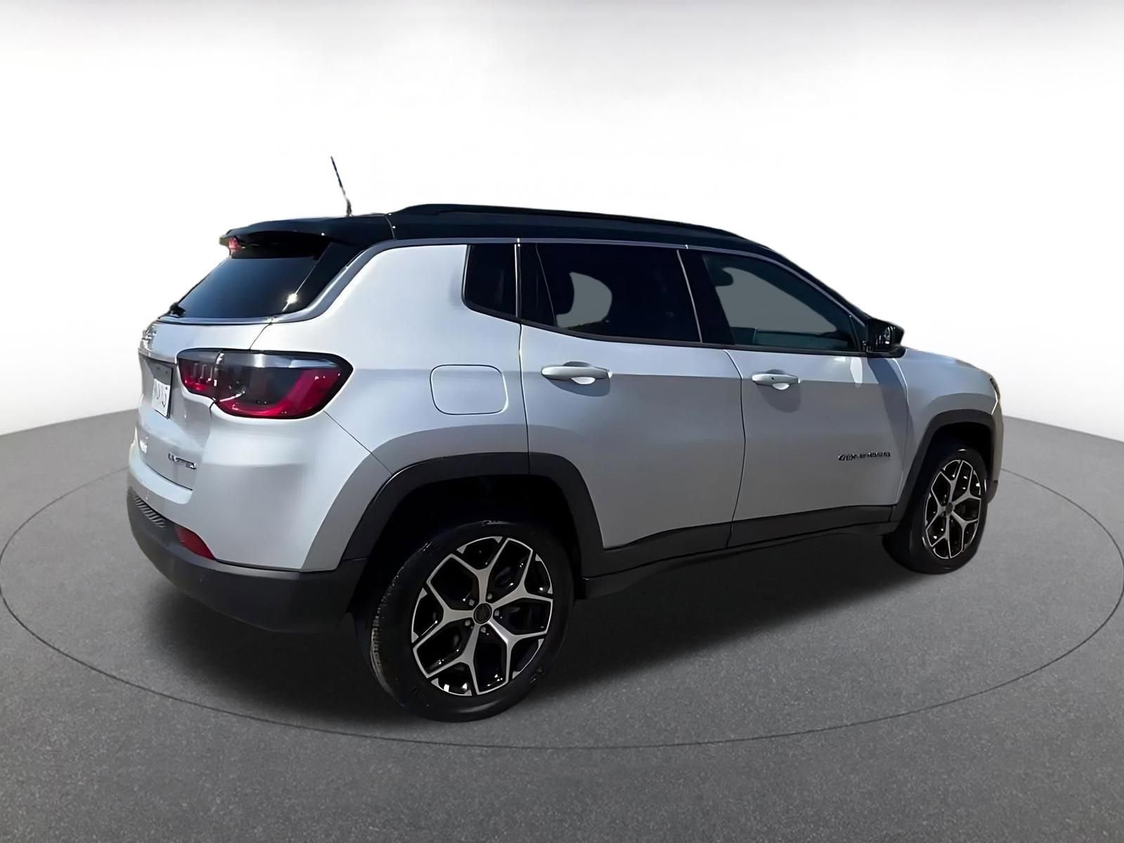 Thumbnail: 2025 Jeep Compass - 15