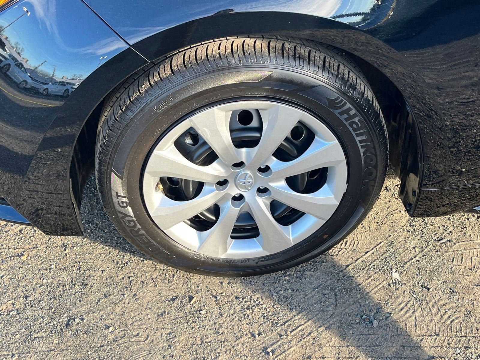 Thumbnail: 2025 Toyota Corolla - 28