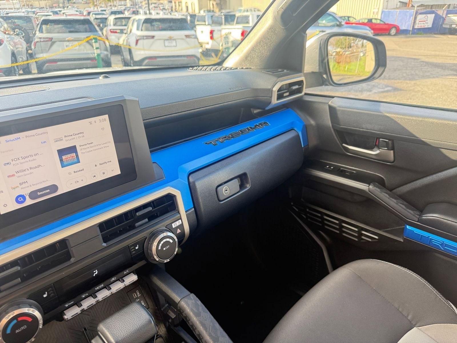 Thumbnail: 2025 Toyota Tacoma - 35