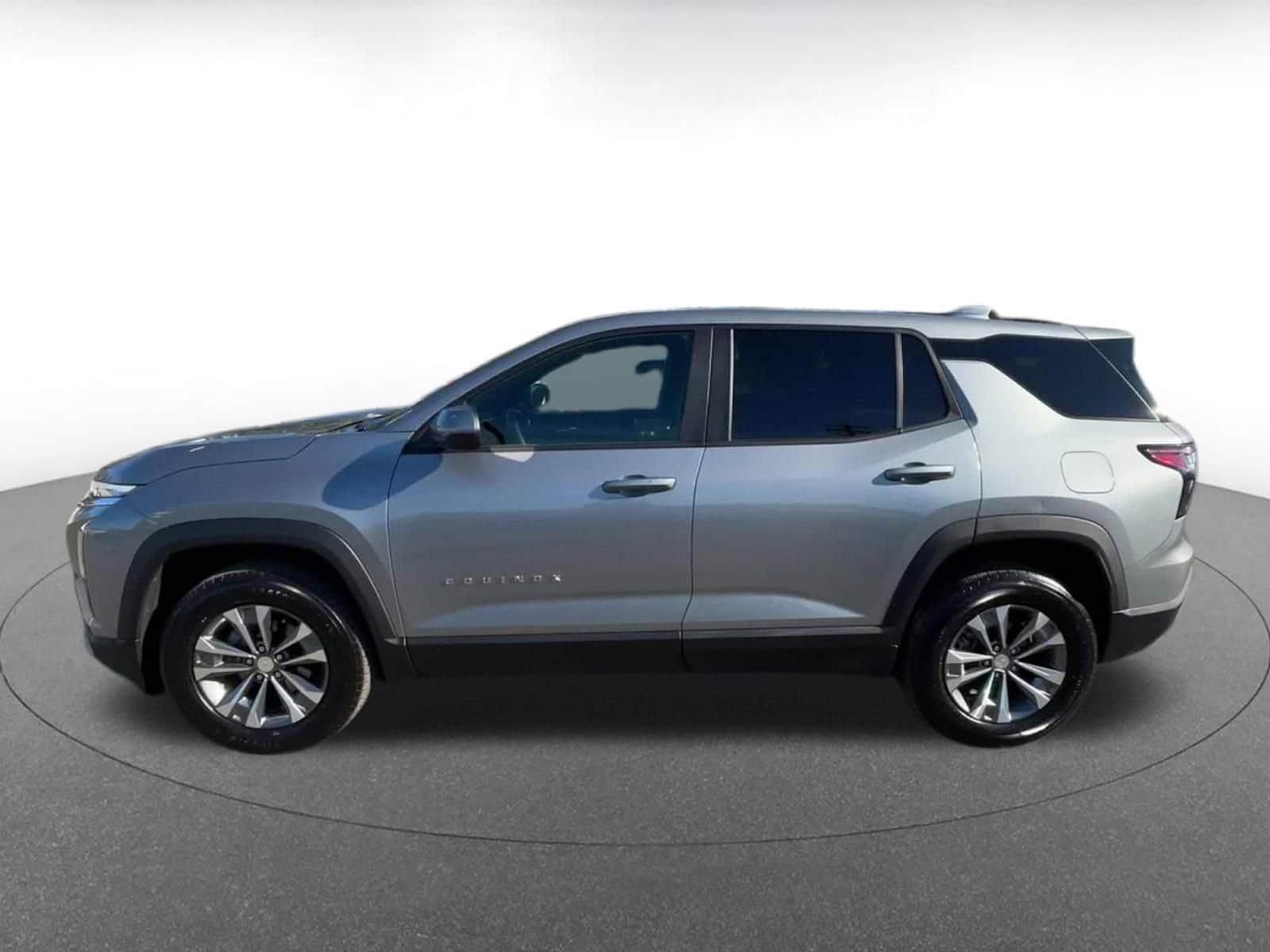 Thumbnail: 2025 Chevrolet Equinox - 9