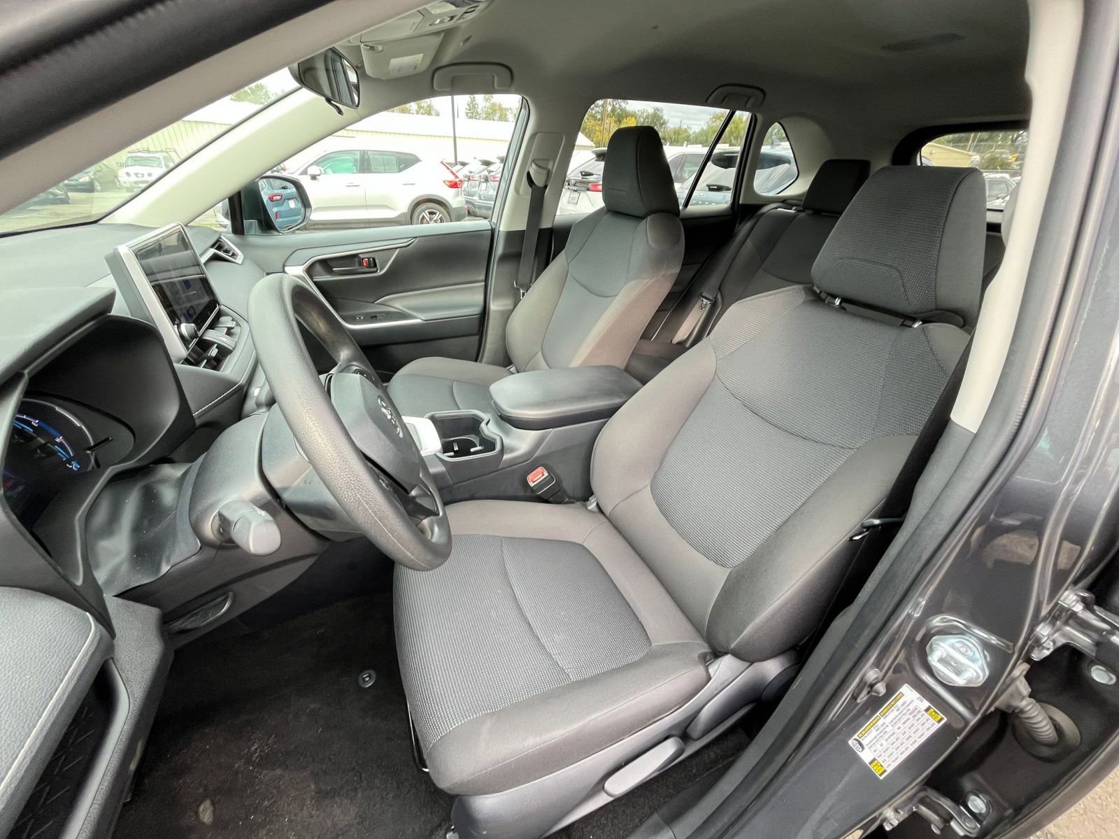 Thumbnail: 2025 Toyota RAV4 - 35